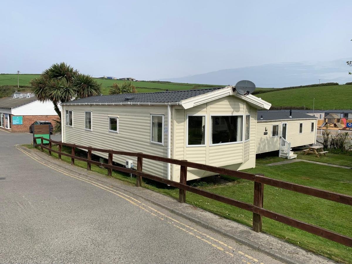 Newquay Bay Resort - Sea Breeze 61 New Quay Exterior foto