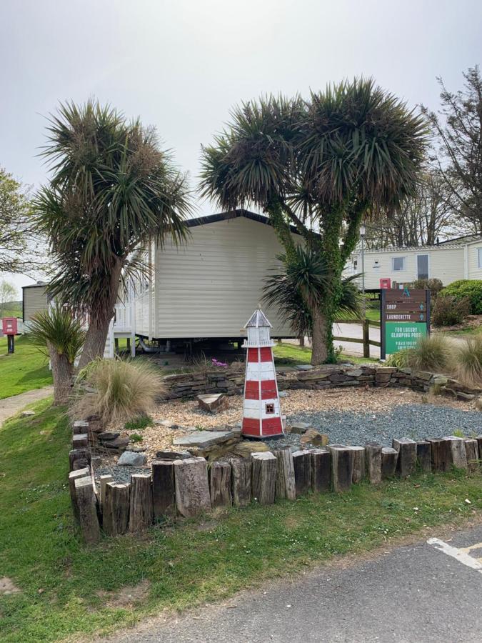 Newquay Bay Resort - Sea Breeze 61 New Quay Exterior foto